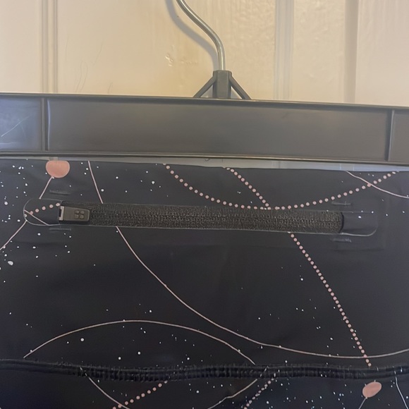 Sweaty Betty Cosmic Print Leggings - Picture 7 of 8